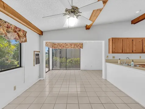 8949 NW 9th Place Plantation FL 33324