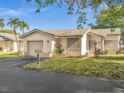 8949 NW 9th Place Plantation FL 33324