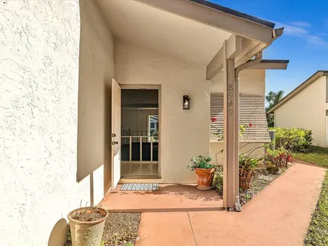 8949 NW 9th Place Plantation FL 33324