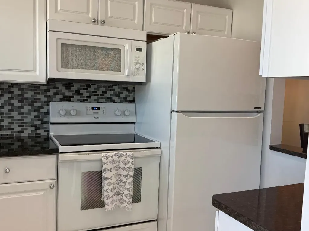 646 Snug Harbor Drive Boynton Beach FL 33435