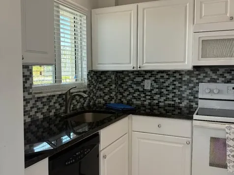 646 Snug Harbor Drive Boynton Beach FL 33435