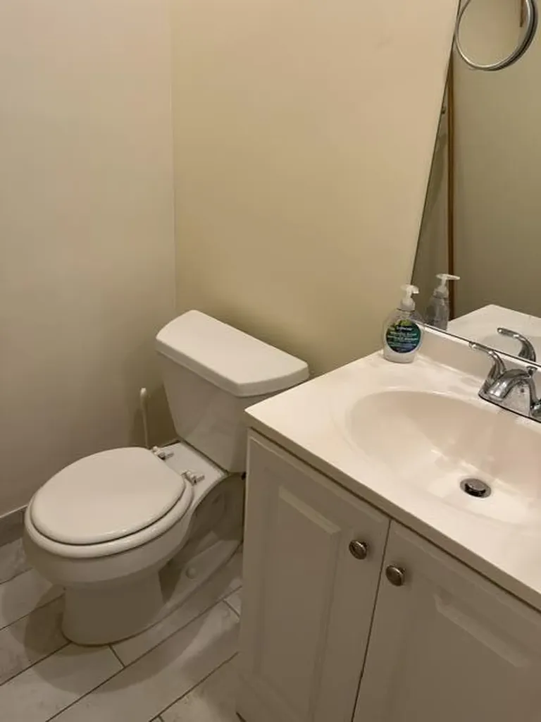 457 Flanders Delray Beach FL 33484