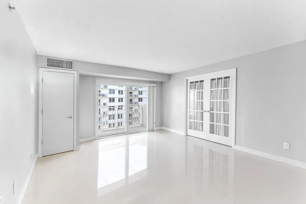 3215 S Ocean Boulevard Highland Beach FL 33487
