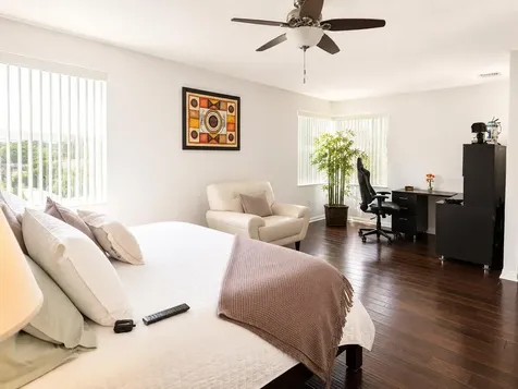 15705 NW 10th Street Pembroke Pines FL 33028