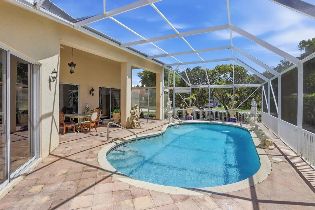 7821 Dorchester Road Boynton Beach FL 33472