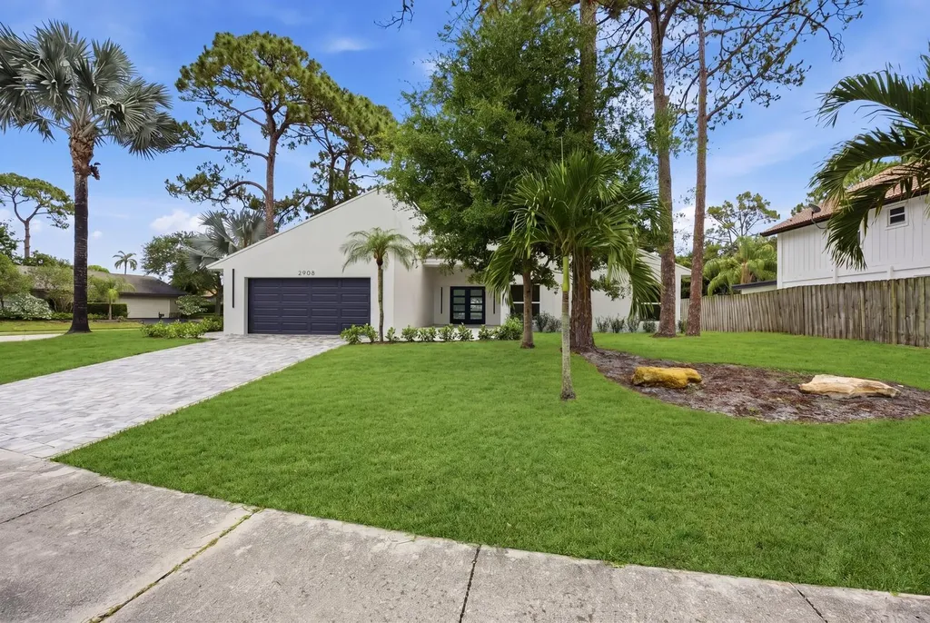 2908 NW 24th Way Boca Raton FL 33431