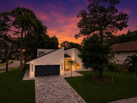 2908 NW 24th Way Boca Raton FL 33431