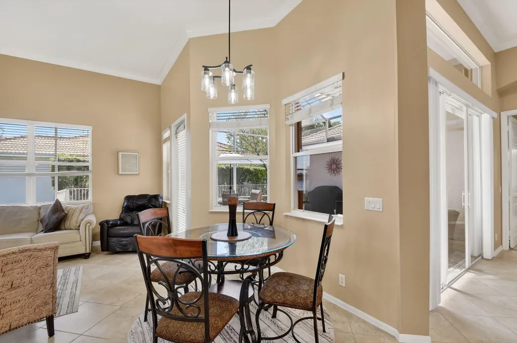 6664 Murano Way Lake Worth FL 33467