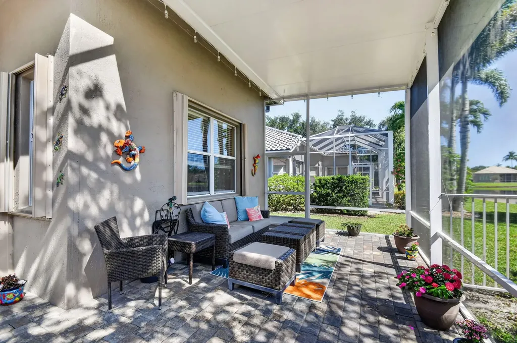6664 Murano Way Lake Worth FL 33467