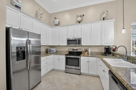 6664 Murano Way Lake Worth FL 33467