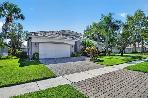 6664 Murano Way Lake Worth FL 33467