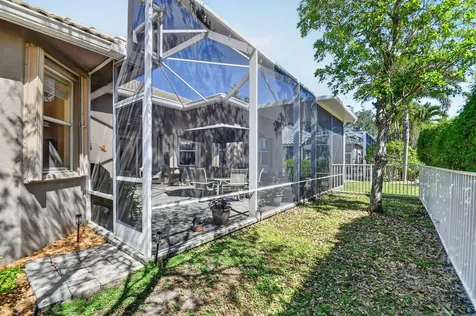 6664 Murano Way Lake Worth FL 33467