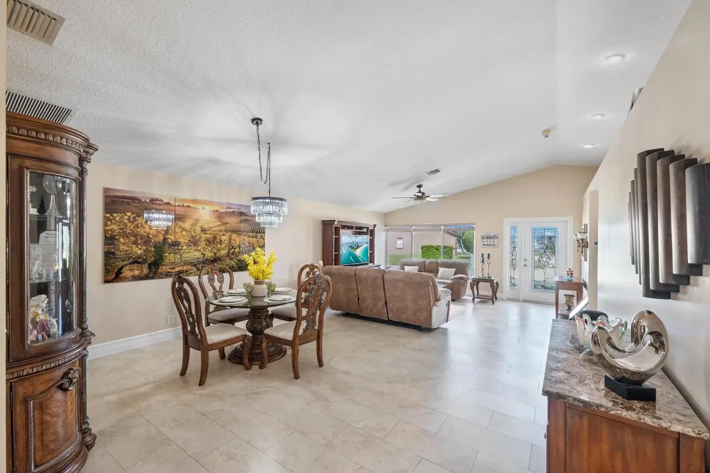 1128 Hatteras Circle Greenacres FL 33413
