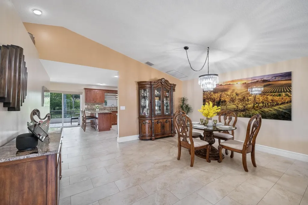 1128 Hatteras Circle Greenacres FL 33413