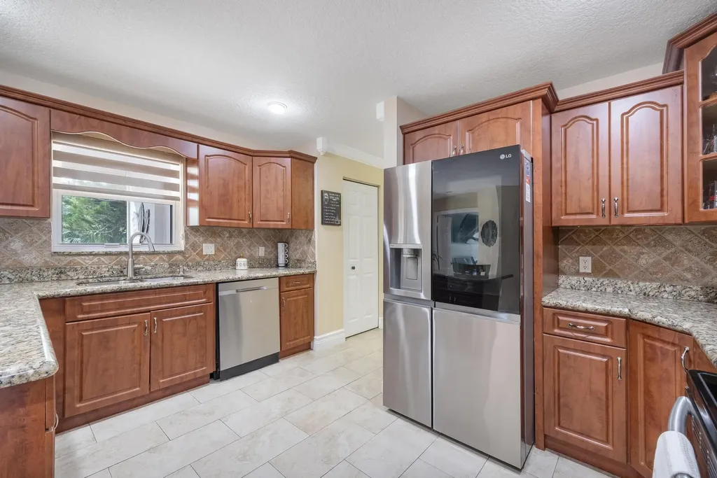 1128 Hatteras Circle Greenacres FL 33413