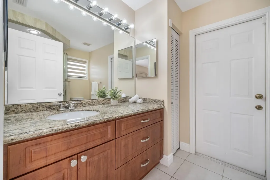 1128 Hatteras Circle Greenacres FL 33413