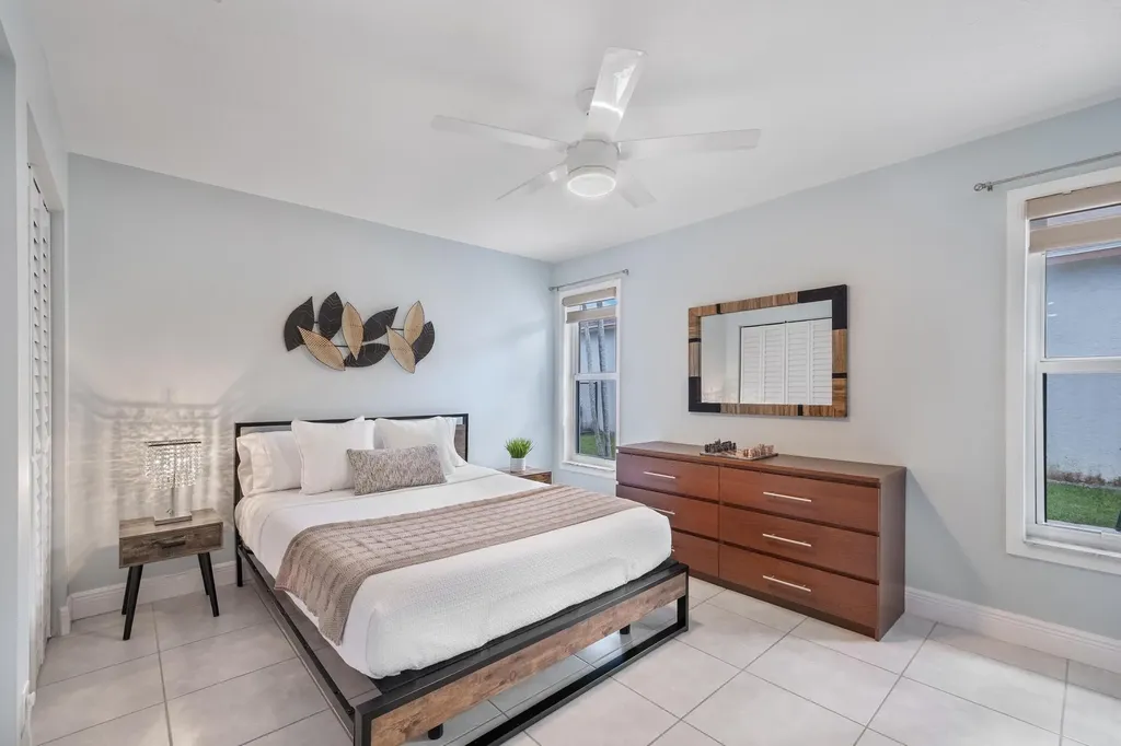 1128 Hatteras Circle Greenacres FL 33413