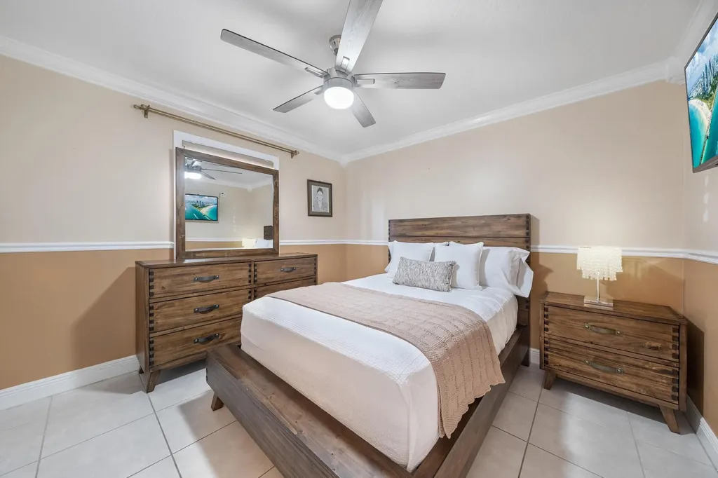 1128 Hatteras Circle Greenacres FL 33413