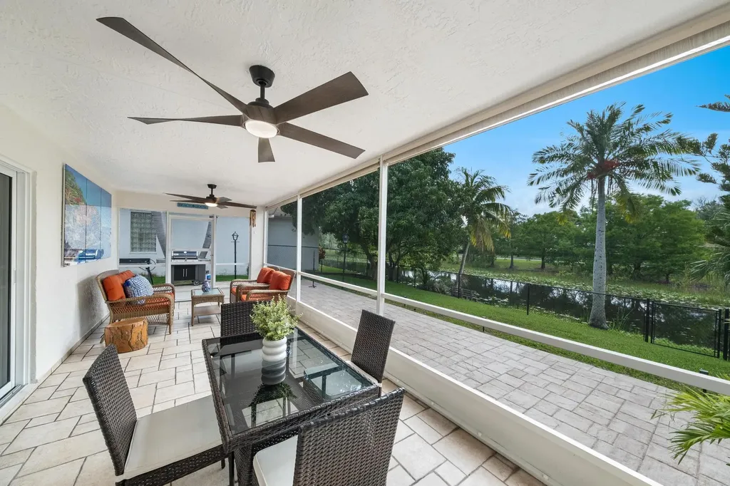 1128 Hatteras Circle Greenacres FL 33413