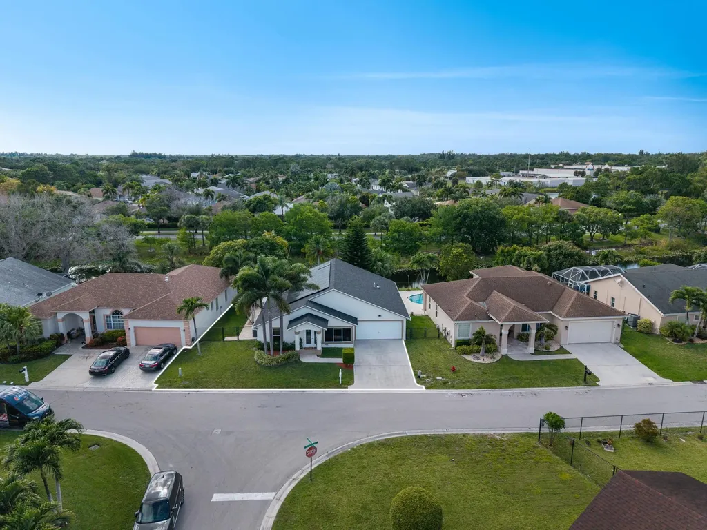 1128 Hatteras Circle Greenacres FL 33413