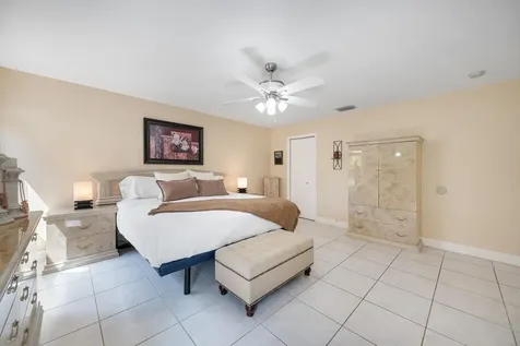 1128 Hatteras Circle Greenacres FL 33413