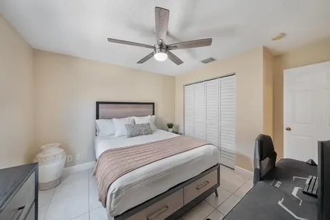 1128 Hatteras Circle Greenacres FL 33413