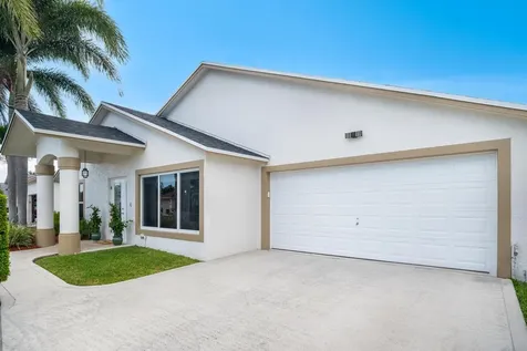 1128 Hatteras Circle Greenacres FL 33413