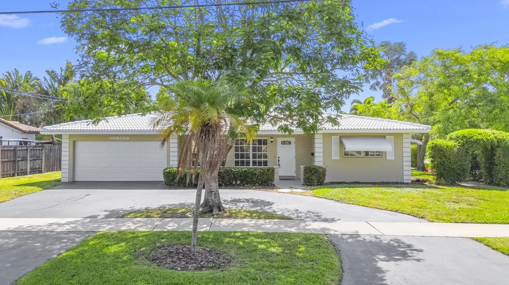 1424 SE 12th Avenue Deerfield Beach FL 33441