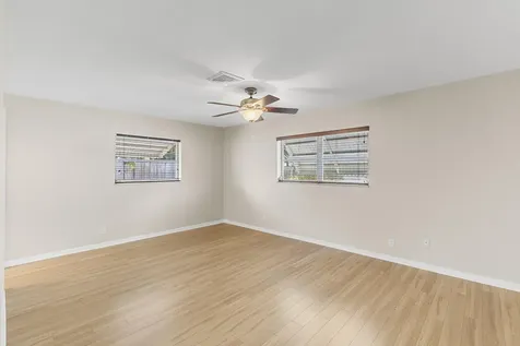 1424 SE 12th Avenue Deerfield Beach FL 33441
