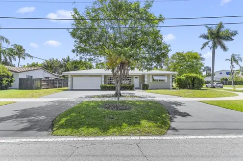 1424 SE 12th Avenue Deerfield Beach FL 33441