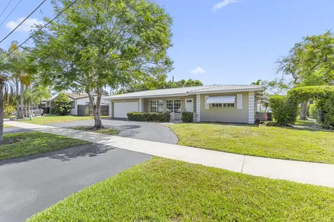 1424 SE 12th Avenue Deerfield Beach FL 33441