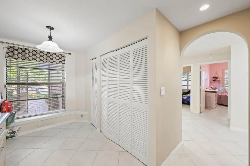 8634 Via Reale Boca Raton FL 33496