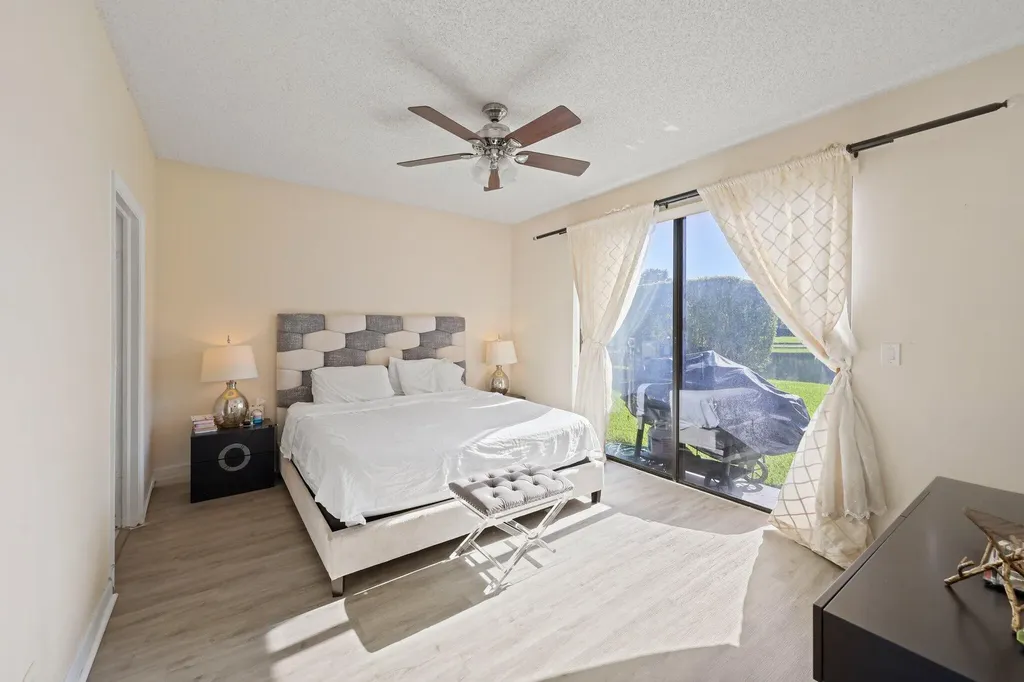 8634 Via Reale Boca Raton FL 33496
