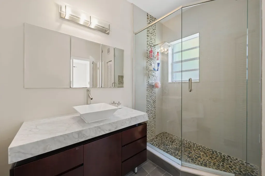 8634 Via Reale Boca Raton FL 33496