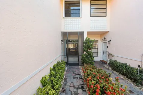 8634 Via Reale Boca Raton FL 33496