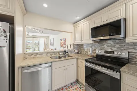8634 Via Reale Boca Raton FL 33496