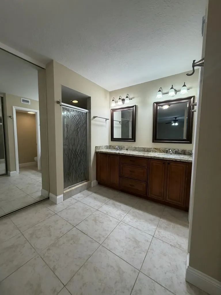 2407 24th Lane Palm Beach Gardens FL 33418