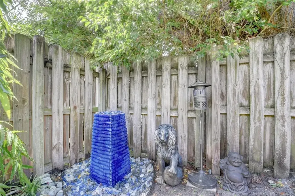 246 Avenue L Delray Beach FL 33483
