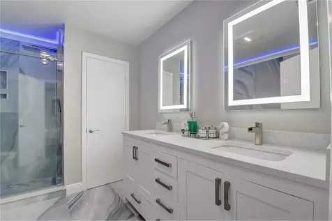 246 Avenue L Delray Beach FL 33483