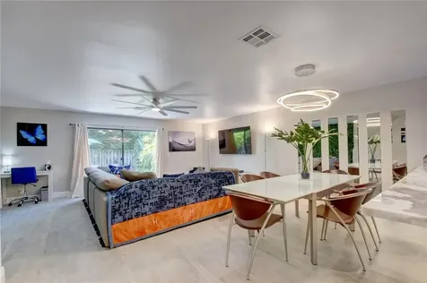 246 Avenue L Delray Beach FL 33483