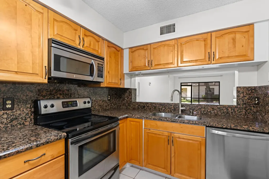 3129 Millwood Terrace Boca Raton FL 33431
