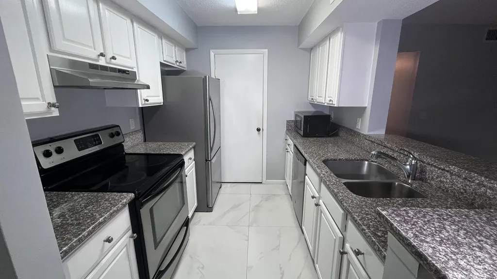 815 W Boynton Beach Boulevard Boynton Beach FL 33426