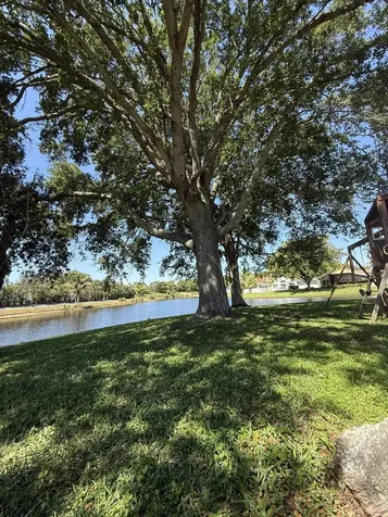 6031 Wedgewood Village Circle Greenacres FL 33463