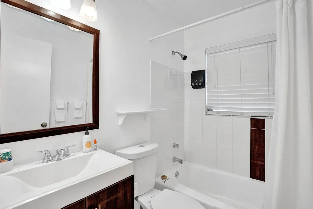 3226 NE 12th Street Pompano Beach FL 33062