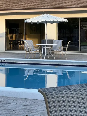 2800 S Oakland Forest Drive Oakland Park FL 33309