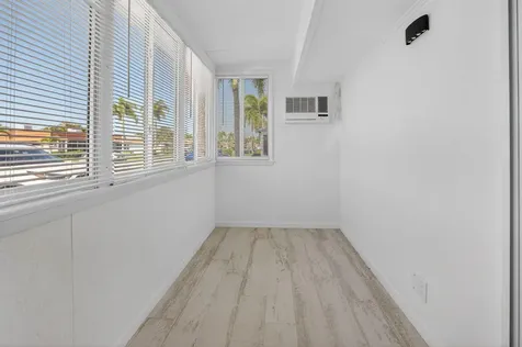 102 E Waterford E Delray Beach FL 33446