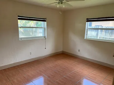 3851 NW 4th Place Lauderhill FL 33311