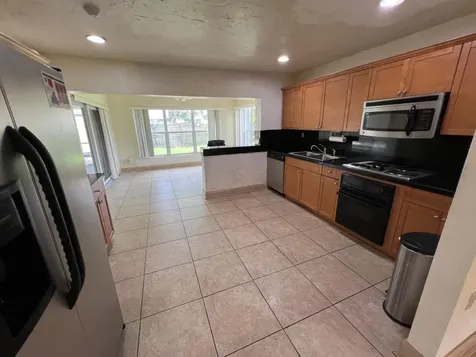 3851 NW 4th Place Lauderhill FL 33311