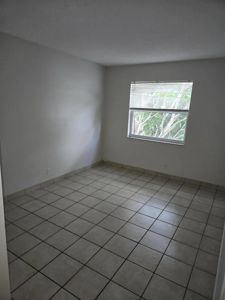 3714 SW 60th Terrace Davie FL 33314