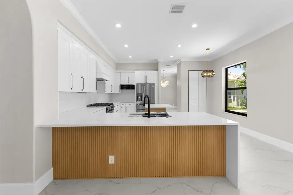 1324 Beacon Circle Wellington FL 33414
